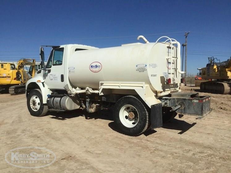 2013 Ledwell 4000 Gallons Water Truck for Sale