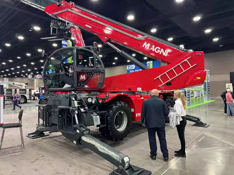 Magni’s RTH 13.101 rotating telescopic handlers feature 360-degree rotation and a patented outrigger system.