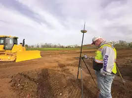 Technology Solutions Expert Keith Graham says that single-point localization is a simple way to create a flat plane surface where a complex jobsite file is not necessary such as building a house pad.