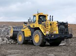 New Komatsu Loader working with rocks